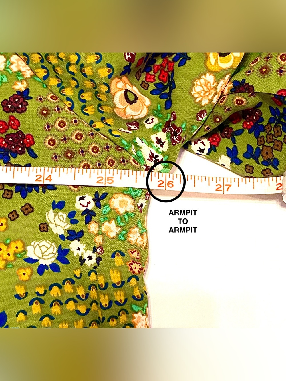 MY DANIELLE NWT Size XL Green Floral Print, 3/4 Length Sleeves, V-Neck Blouse - Picture 8 of 9